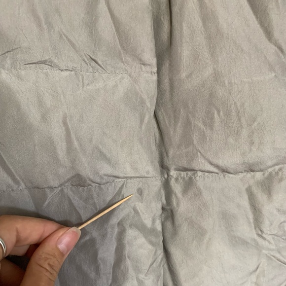 Club Monaco Silk Ramona Puffer Coat Down Puff Jacket size Small Grey/ Bei… - Picture 9 of 12